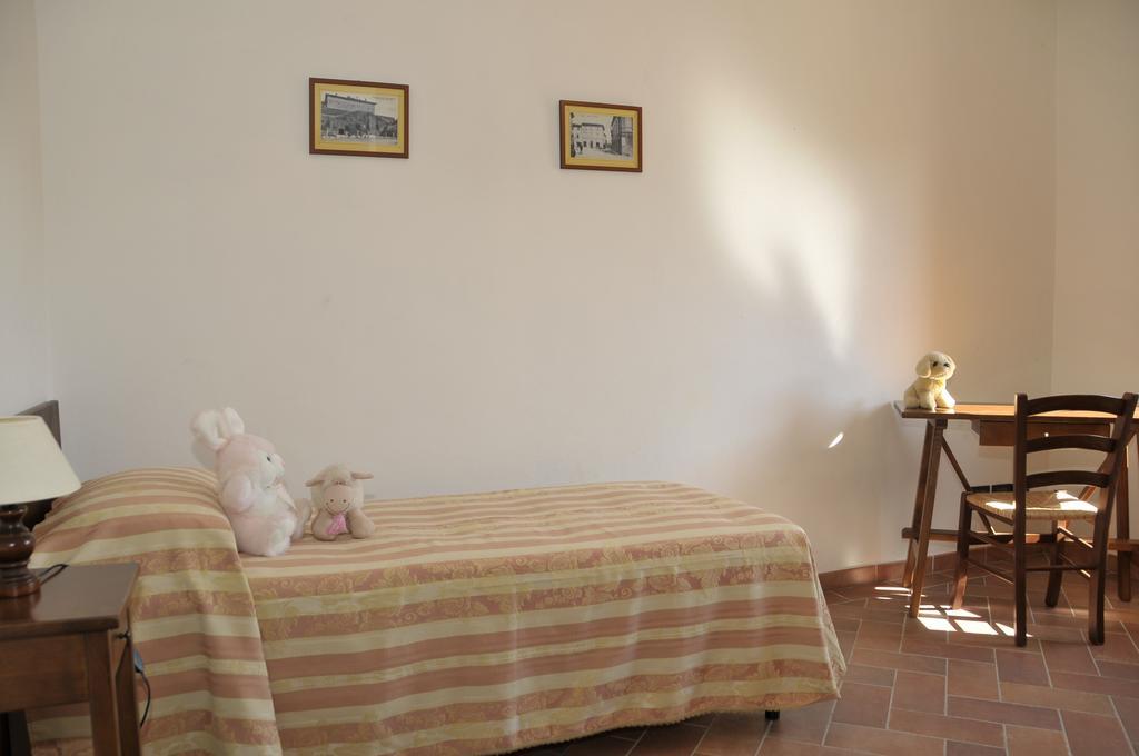 Agriturismo Renai E Monte II Gambassi Terme Bagian luar foto